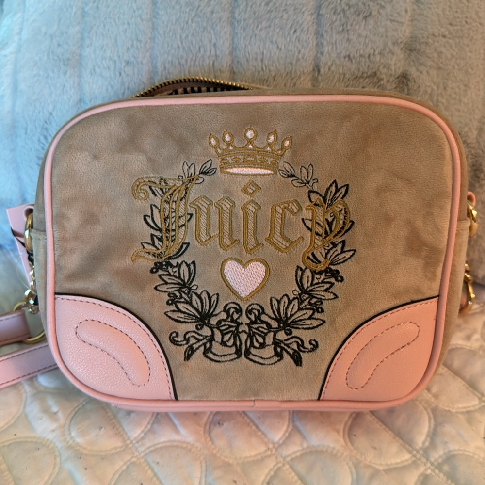 Juicy Couture Heritage Crossbody Bag NWT